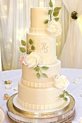 Classical Rose Wedding Cake