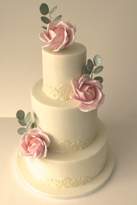 Open Rose Lace Wedding Cake