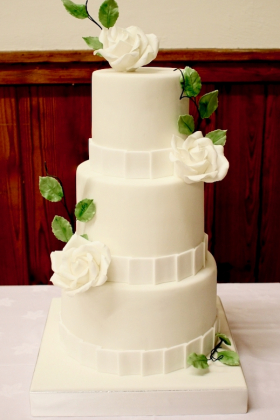 White Classic Rose Wedding Cake