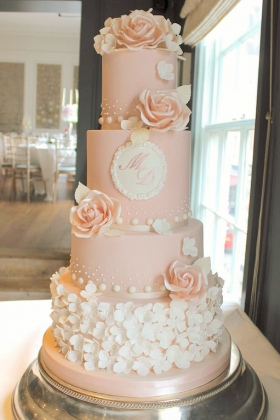 Hydrangea Rose Blush Wedding Cake