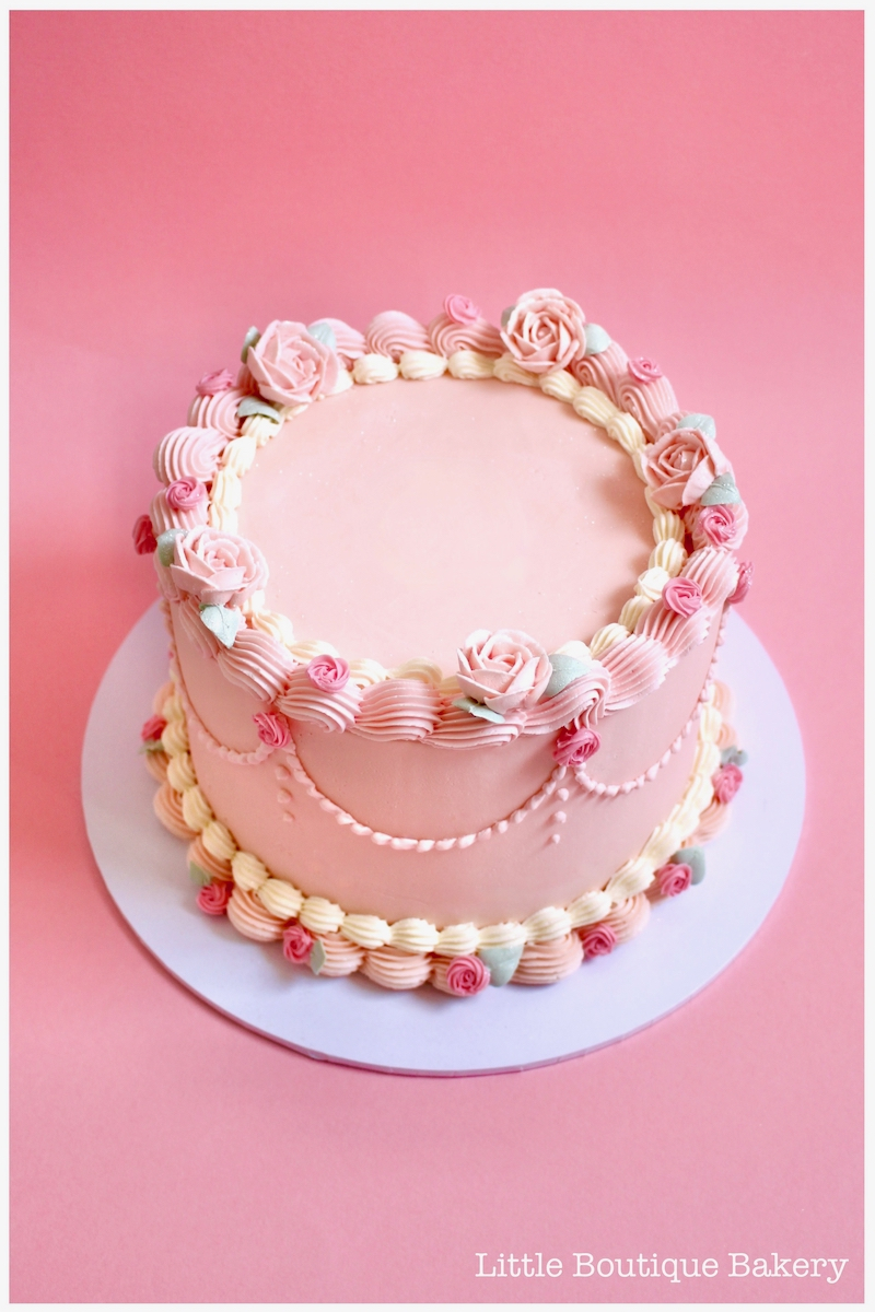 Vintage Buttercream Roses Cake