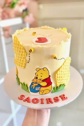 Winnie the Pooh Cake