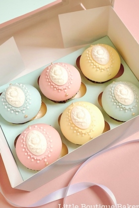 Cameo Cupcakes Giftbox